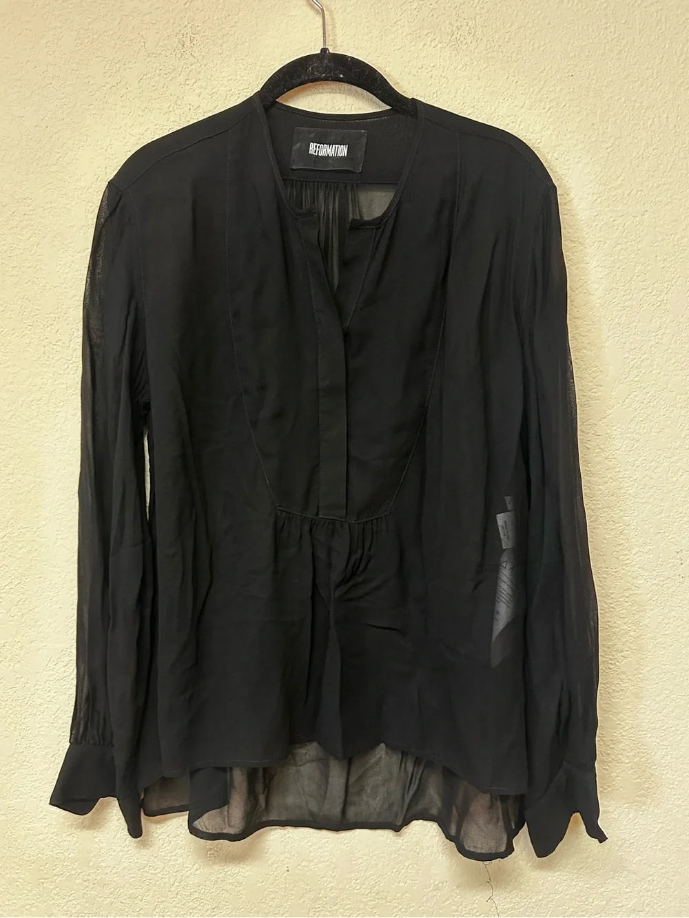 Reformation womans Black V-Neck Puff-Sleeve Women's Top size S